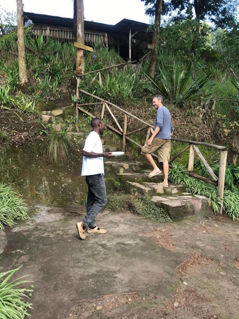 Om Hostel Bunyonyi Kabale Eksteriør bilde